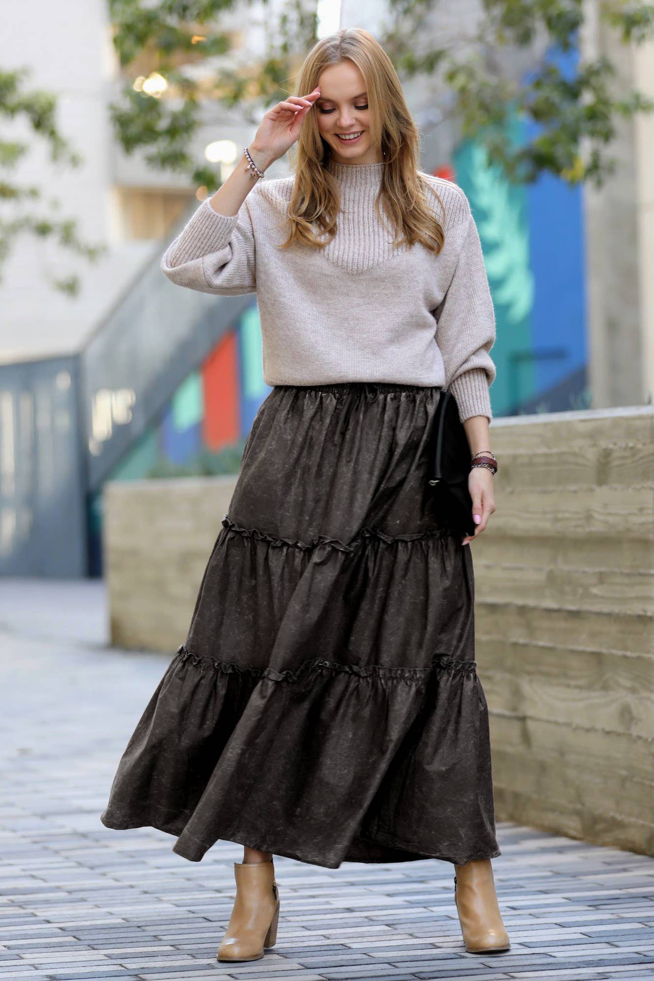 `.Plus size Vintage washed tiered skirt
