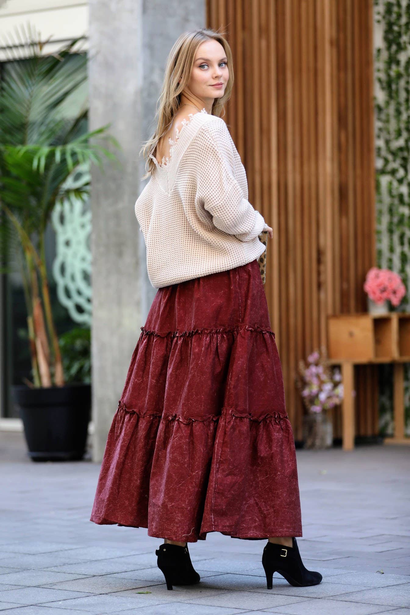 `.Plus size Vintage washed tiered skirt